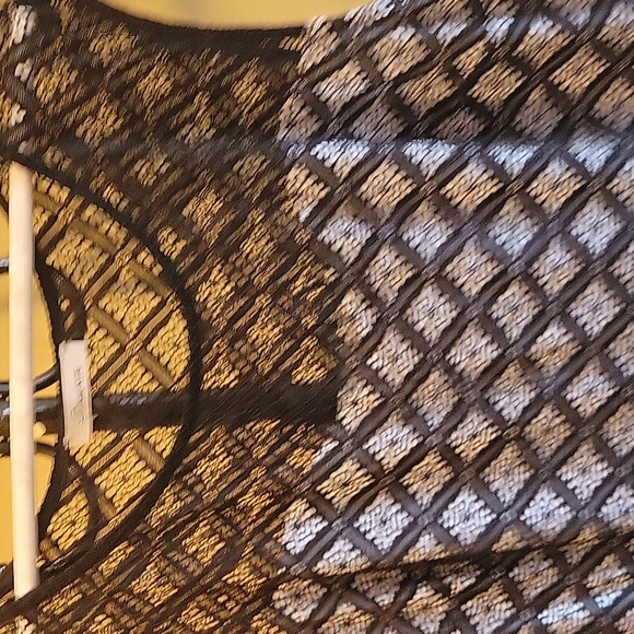 Bundle 5 items for $40 sale - Picture 3 of 6